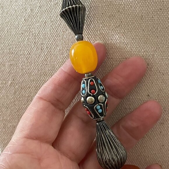 Vintage Simulated Amber and Bakelite Novelty Bead Statement Necklace 26" - Picture 3 of 6